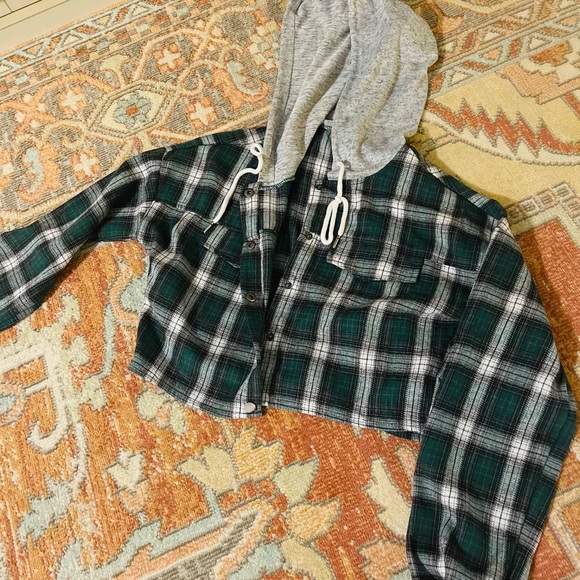 Cropped shacket - Picture 2 of 2